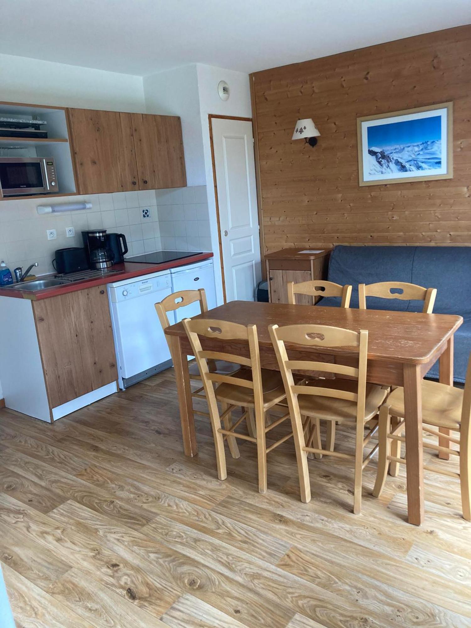 Appartement Pied Des Pistes, Terrasse Wifi Et Parking 尚鲁斯 外观 照片
