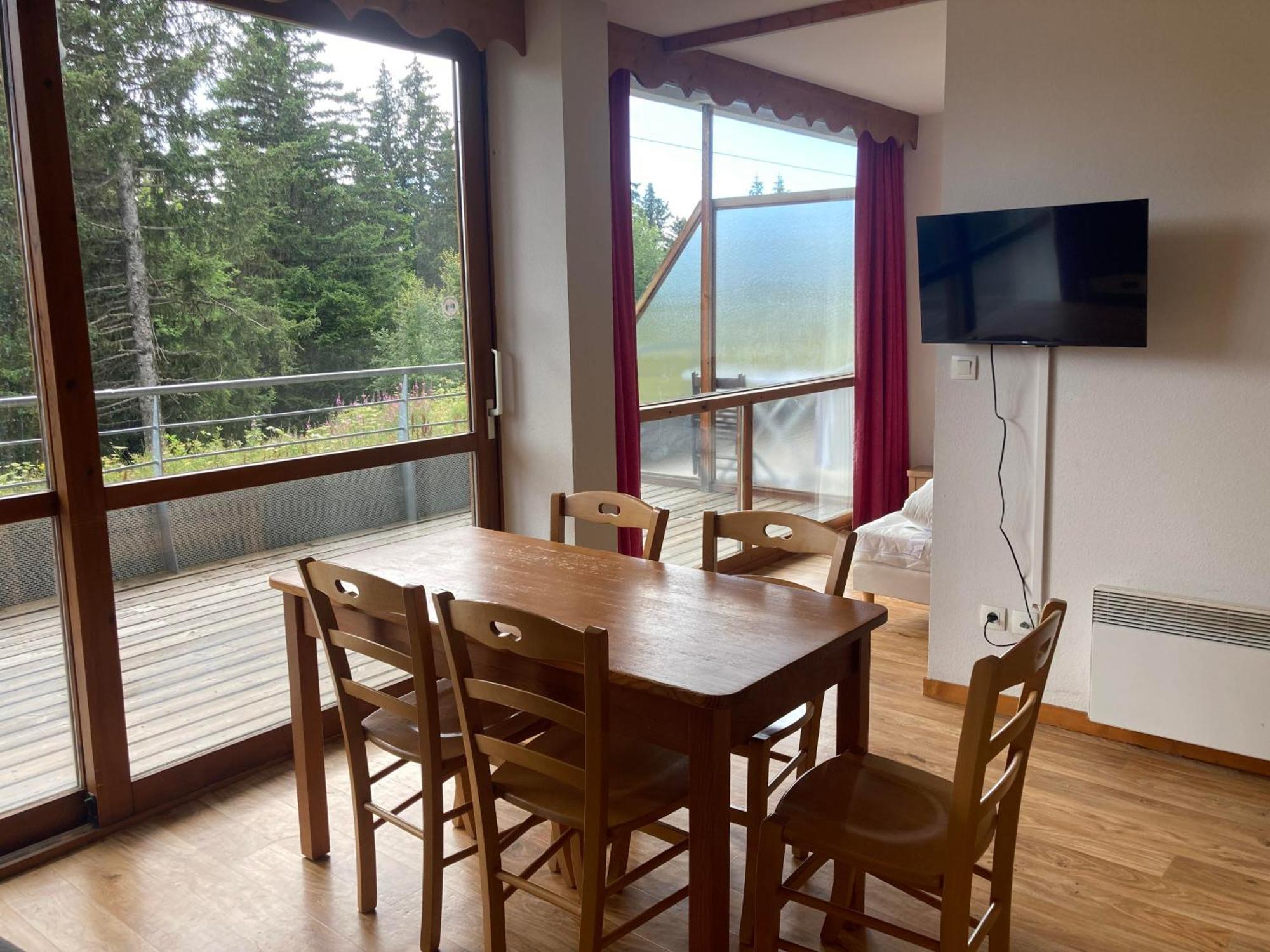 Appartement Pied Des Pistes, Terrasse Wifi Et Parking 尚鲁斯 外观 照片